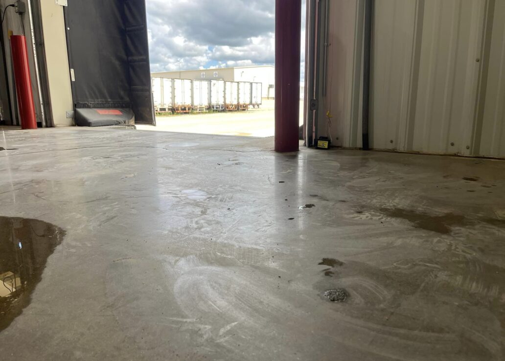 296481127_5389058661137899_9038982388101429770_n cracked concrete workspace fixed